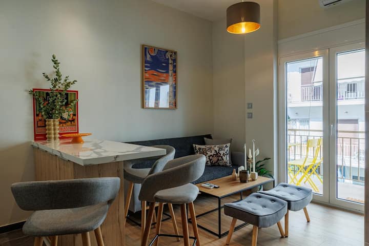 Sunlit Luxurious 2bd Flat - Athens