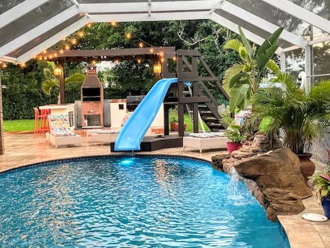 Hamilton House a Tropical Oasis/Heated Pool&Slide