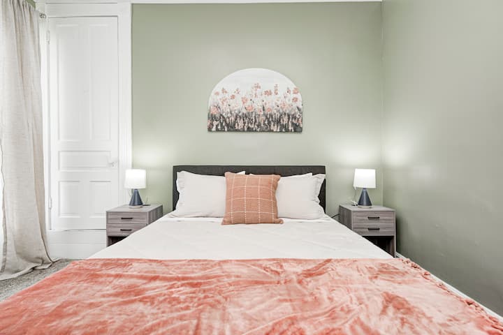 საძინებელი 1