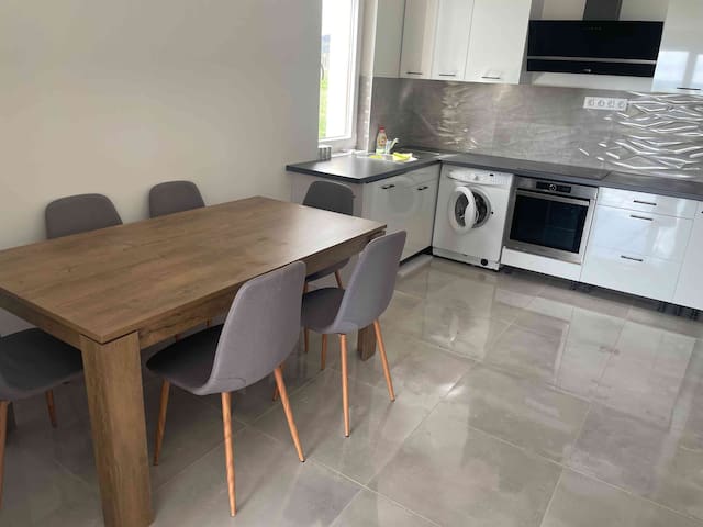 Listing in Lake Balaton