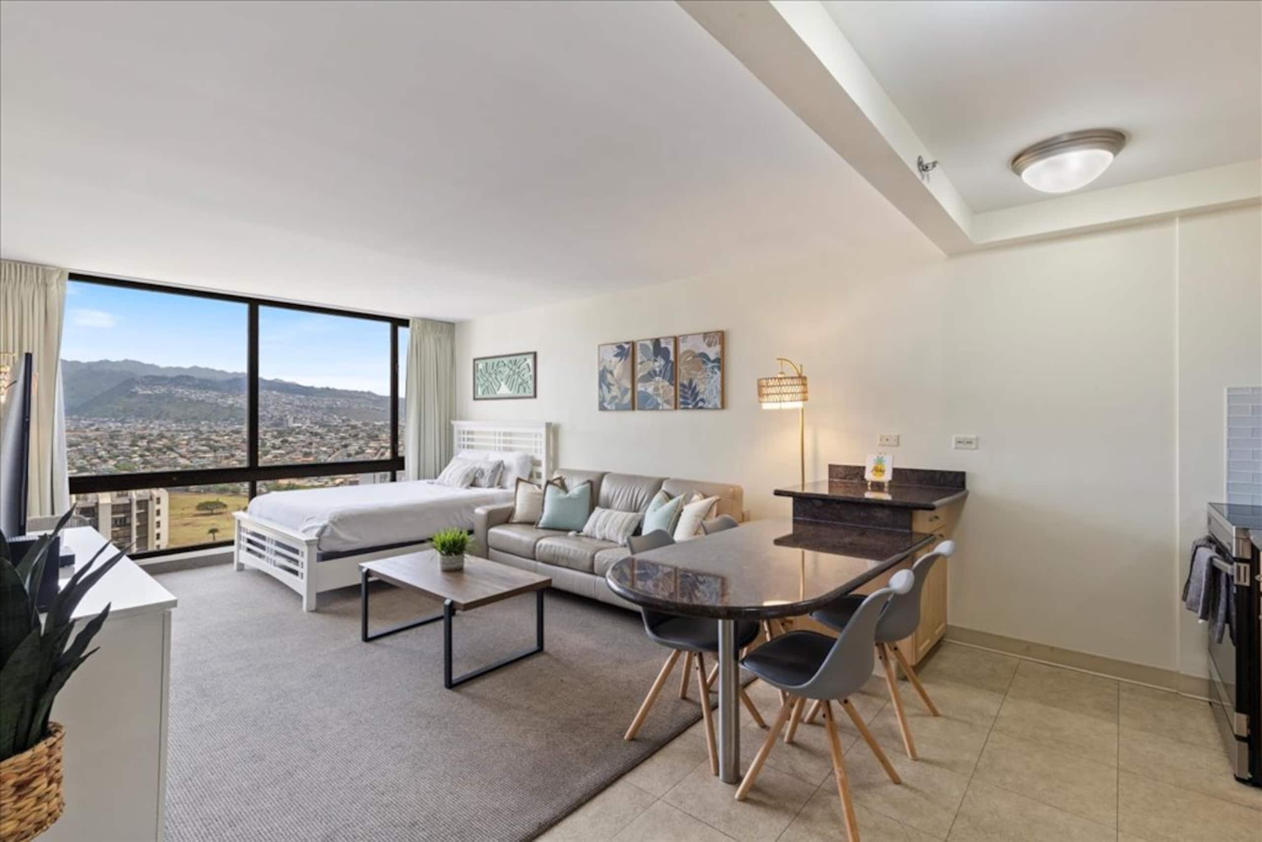 High Floor 1Bd-1Ba, A/C, Views, Wifi! - Image 18
