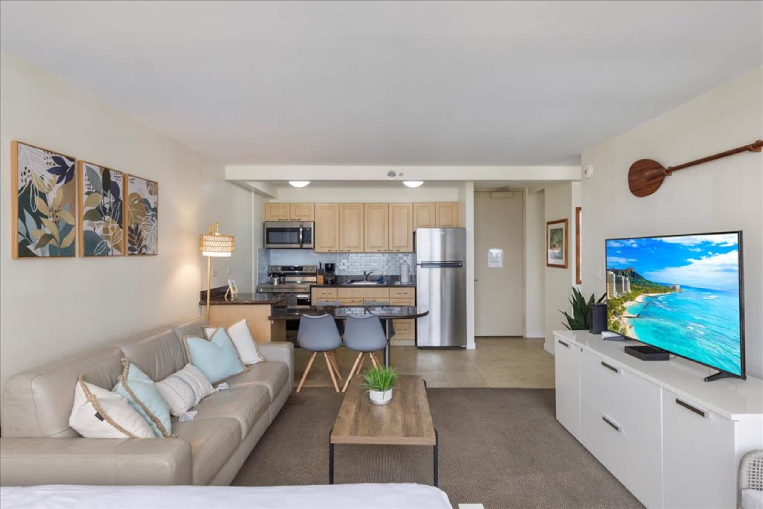 High Floor 1Bd-1Ba, A/C, Views, Wifi! - Image 1