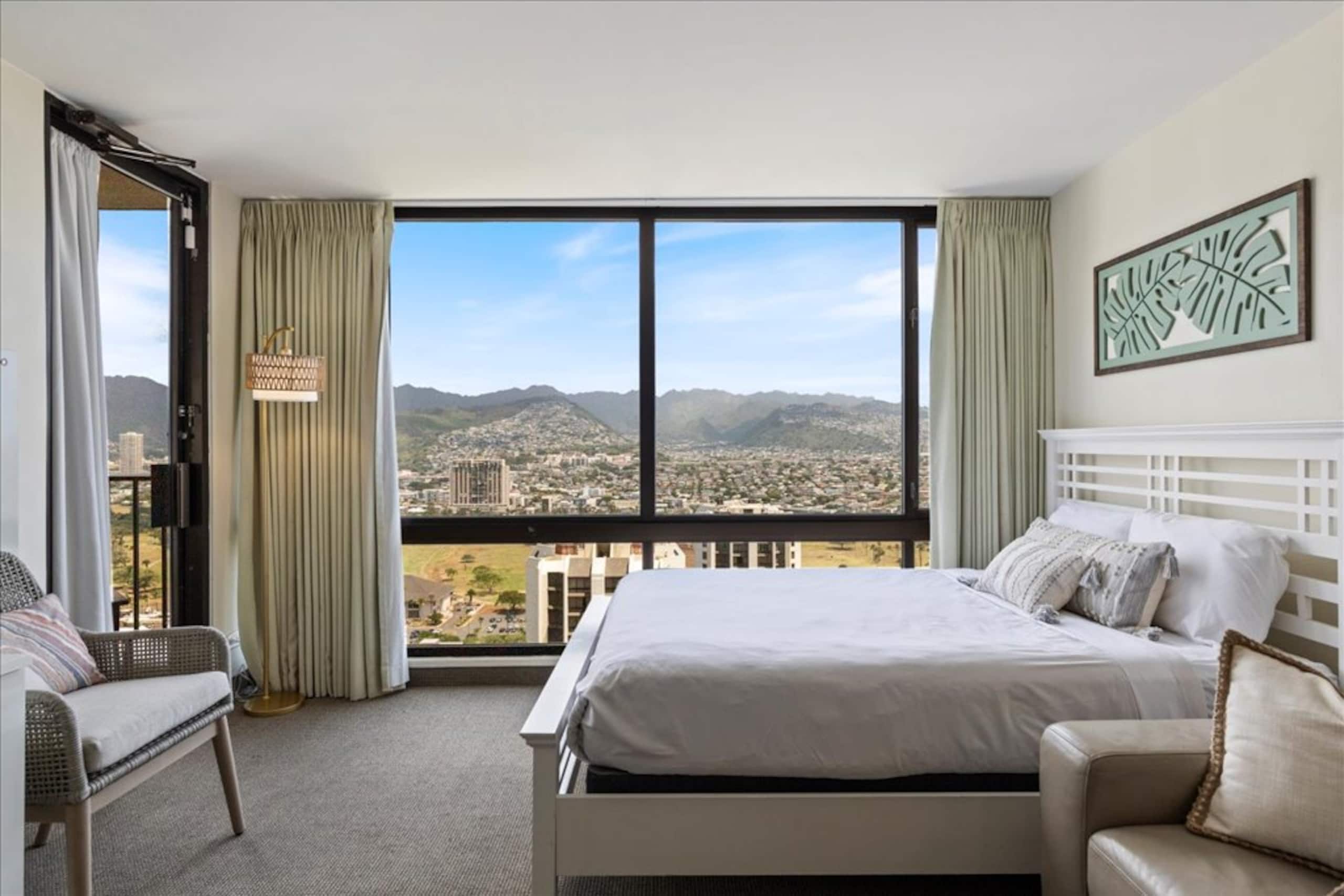 High Floor 1Bd-1Ba, A/C, Views, Wifi! - Image 3