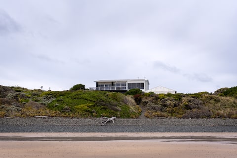 Shack Vibes, Direct Beach Access