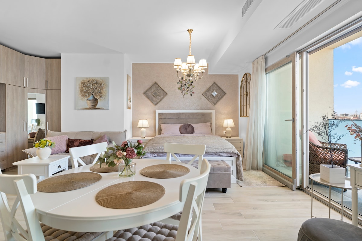 Aqua Vista Marina Surf Sands Mamaia — Apartament — închiriere de vacanță cu vedere la mare în Mamaia-Sat, Romania, Constanța, România — fotografia 7 a proprietății | Aqua Vista Rentals