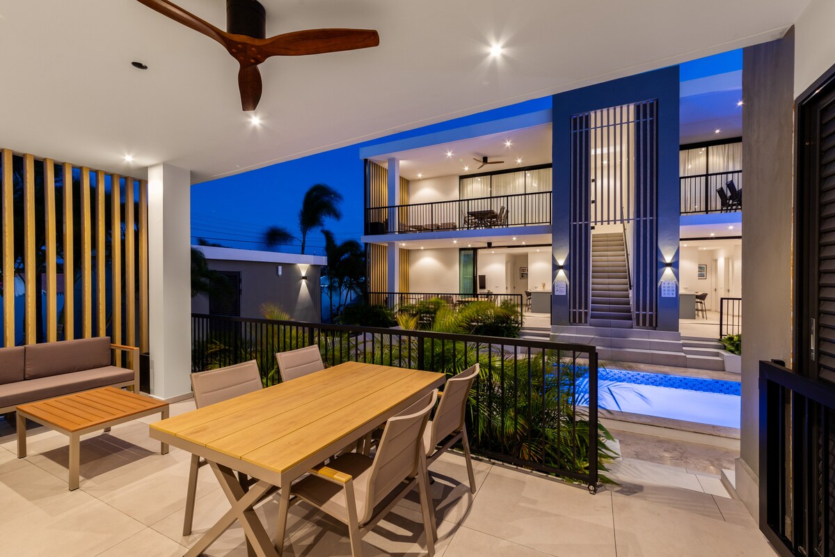 Modern 2BR Apartment near Mambo Beach - Apartments for Rent in