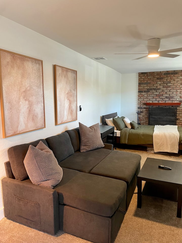 მისაღები ოთახი