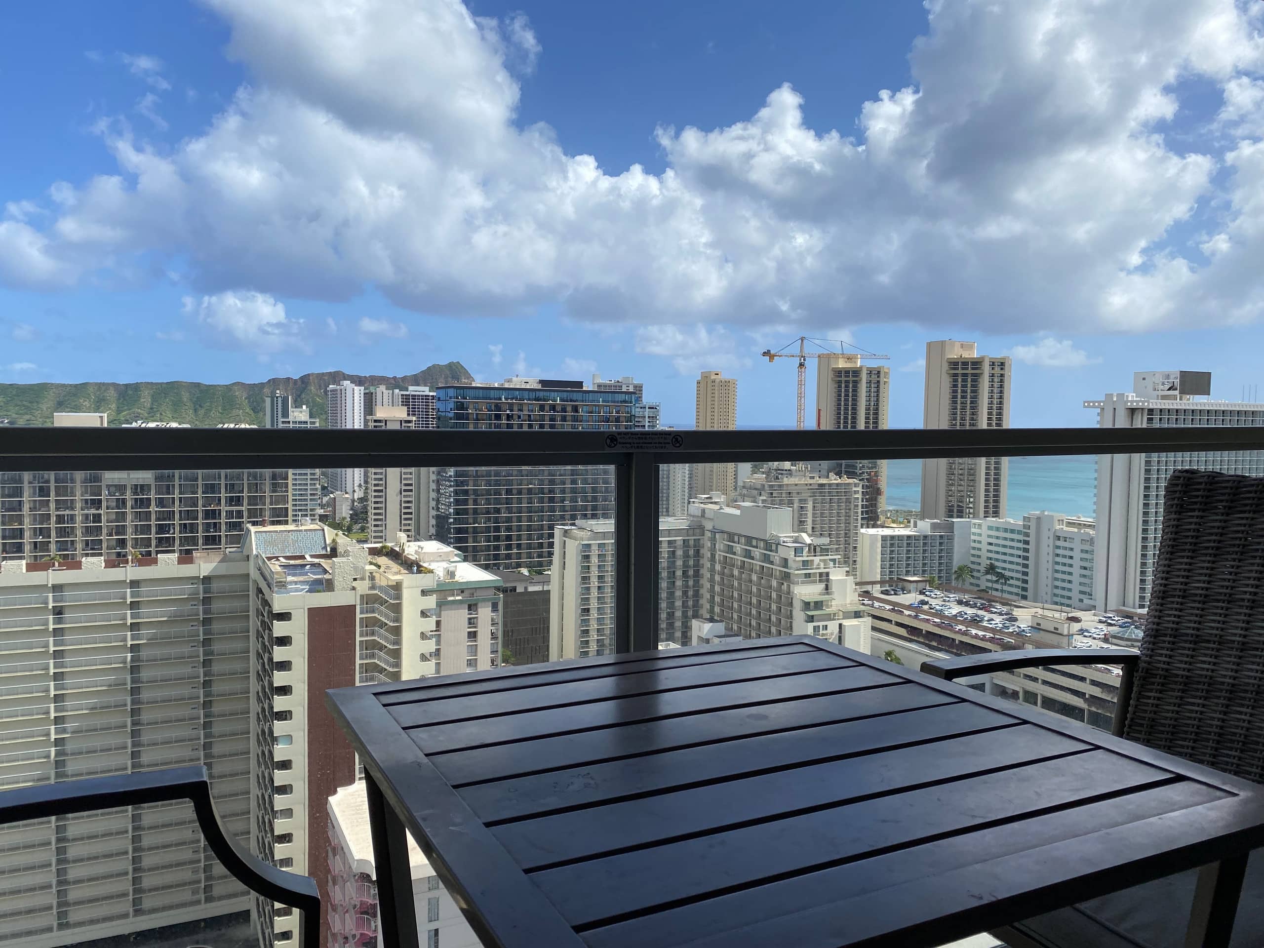 Condo in Honolulu · ★5.0 · Studio · 1 bed · 1 private bath - Image 14