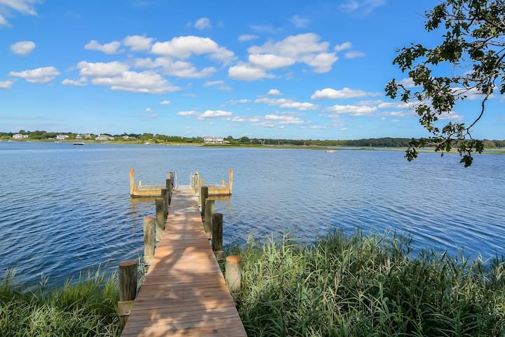 Waterfront Luxe Retreat In Mansion + Beach Access - Hamptons, NY