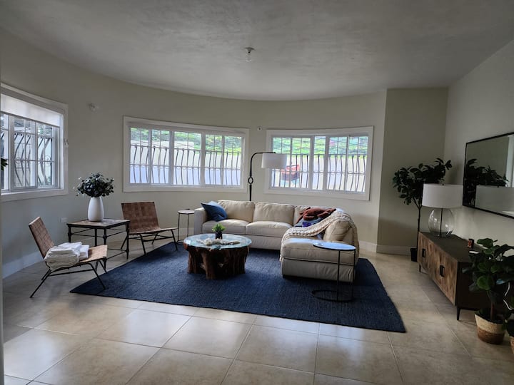 Large Mansion See Details Before Booking - Jamaica