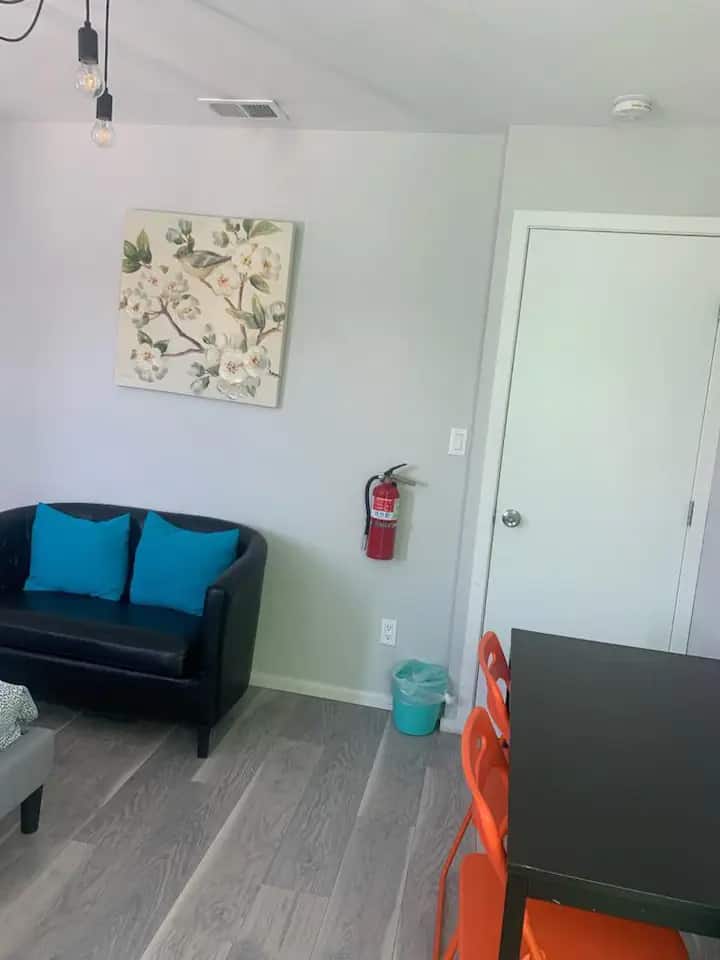 Studio W/ Full Bath Near Genentech- Monthly Stay - South San Francisco, CA