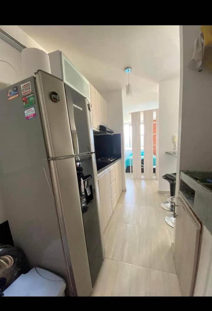 Apartamento Con Piscinas En El Corazón De Girardot - Girardot