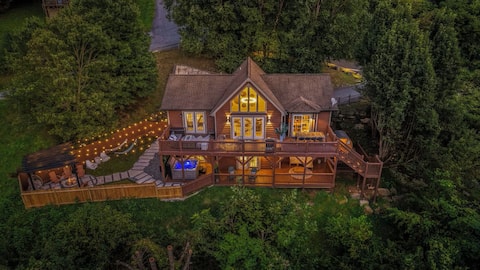 Mtn Views, HotTub, Sauna, Outdoor Theater, FirePit