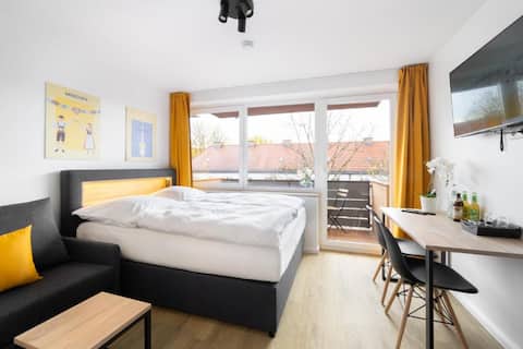 Top performing Airbnb: Homaris München Laim - Double Studio in St. Ulrich