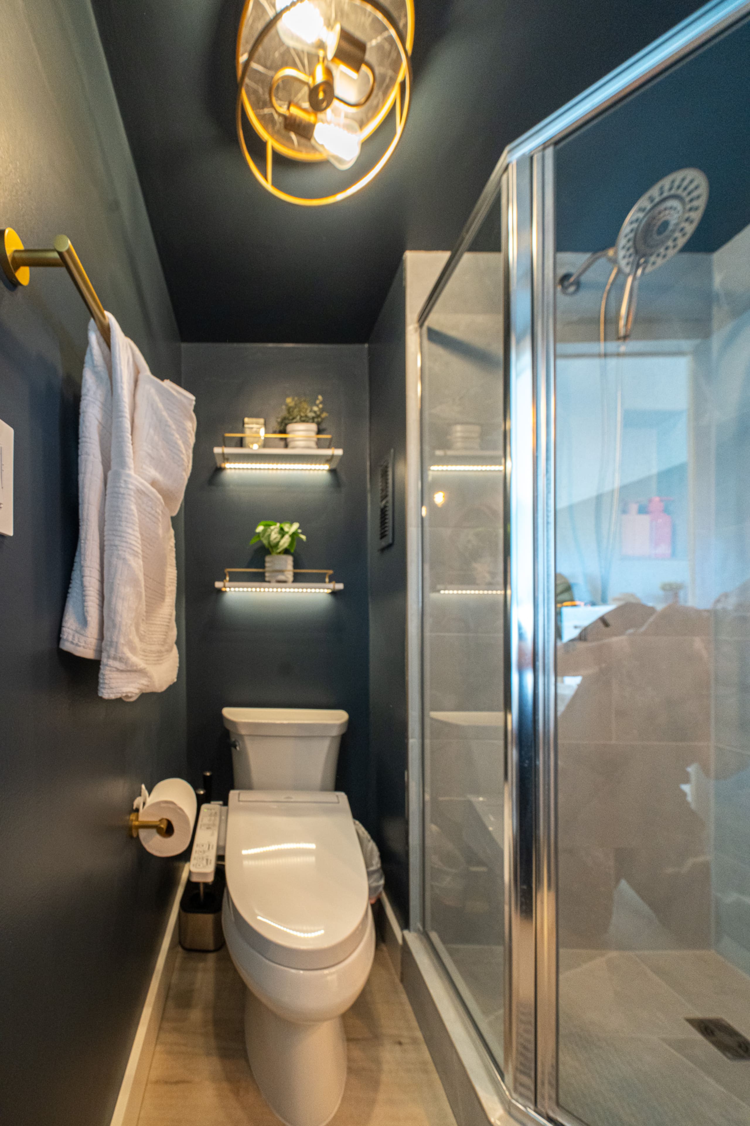 Condo in Honolulu · ★4.95 · 1 bedroom · 3 beds · 2 private baths - Image 66