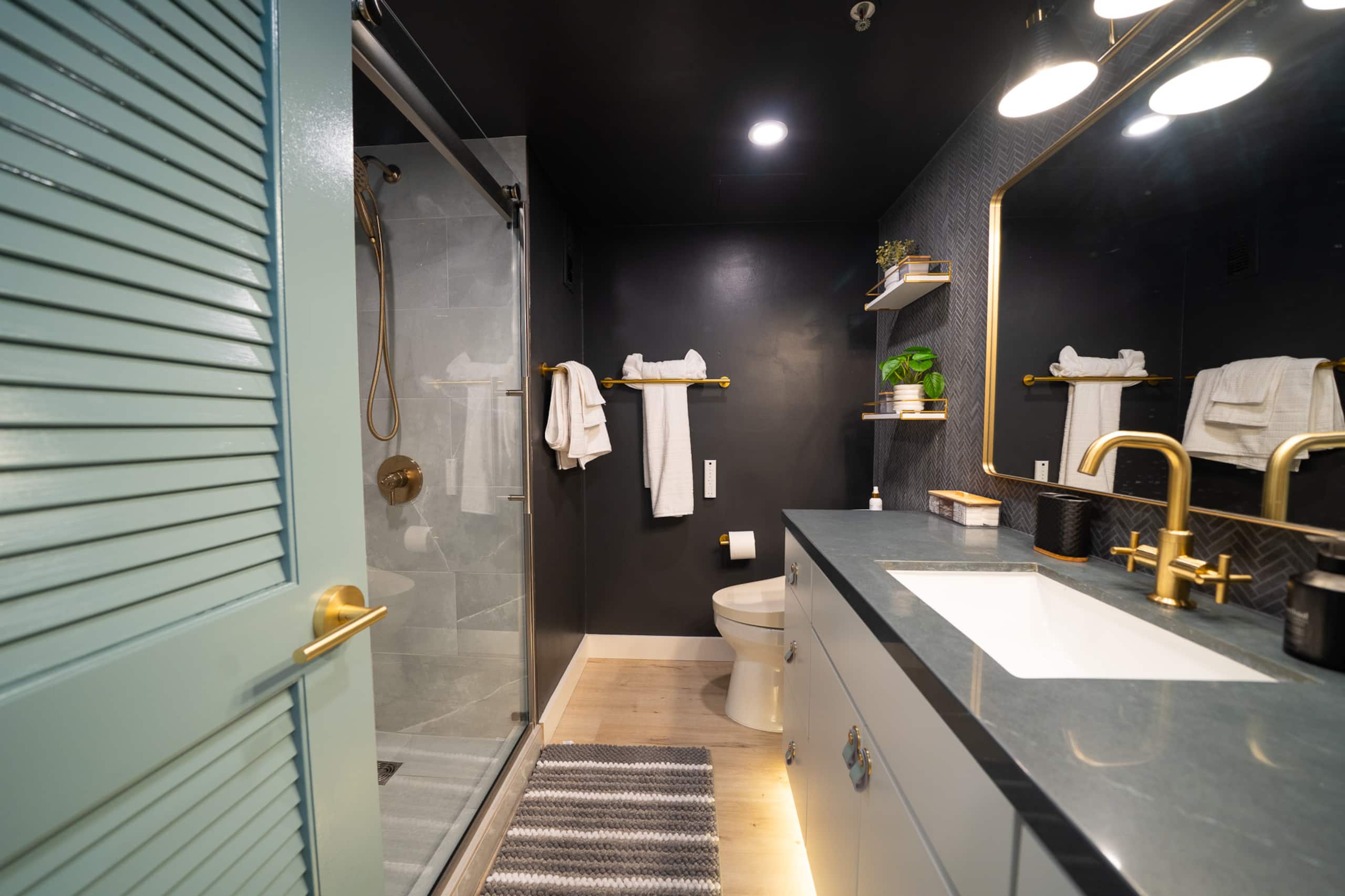 Condo in Honolulu · ★4.95 · 1 bedroom · 3 beds · 2 private baths - Image 69