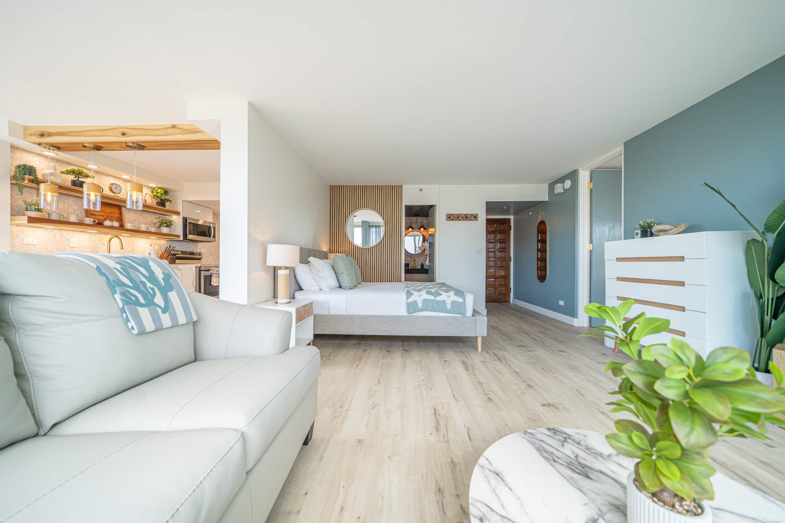 Condo in Honolulu · ★4.95 · 1 bedroom · 3 beds · 2 private baths - Image 57