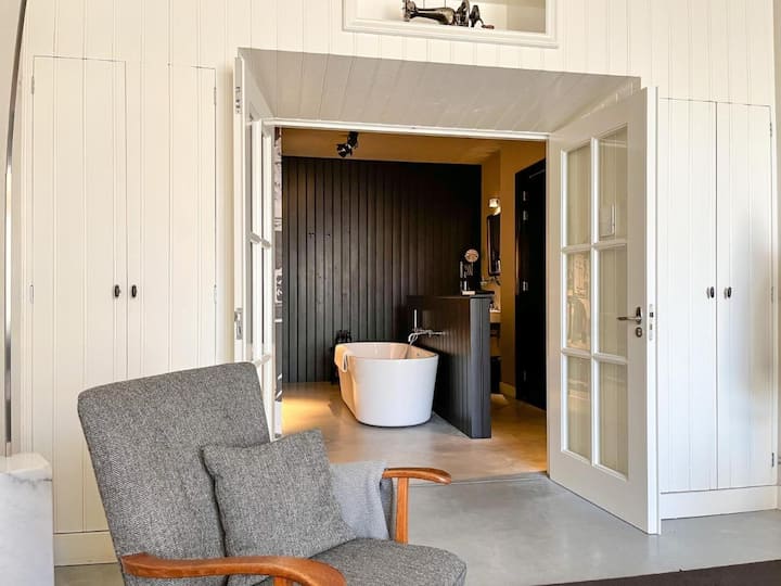 Van Der Gang Suite Dokkum, Luxe In De Binnenstad - Dokkum