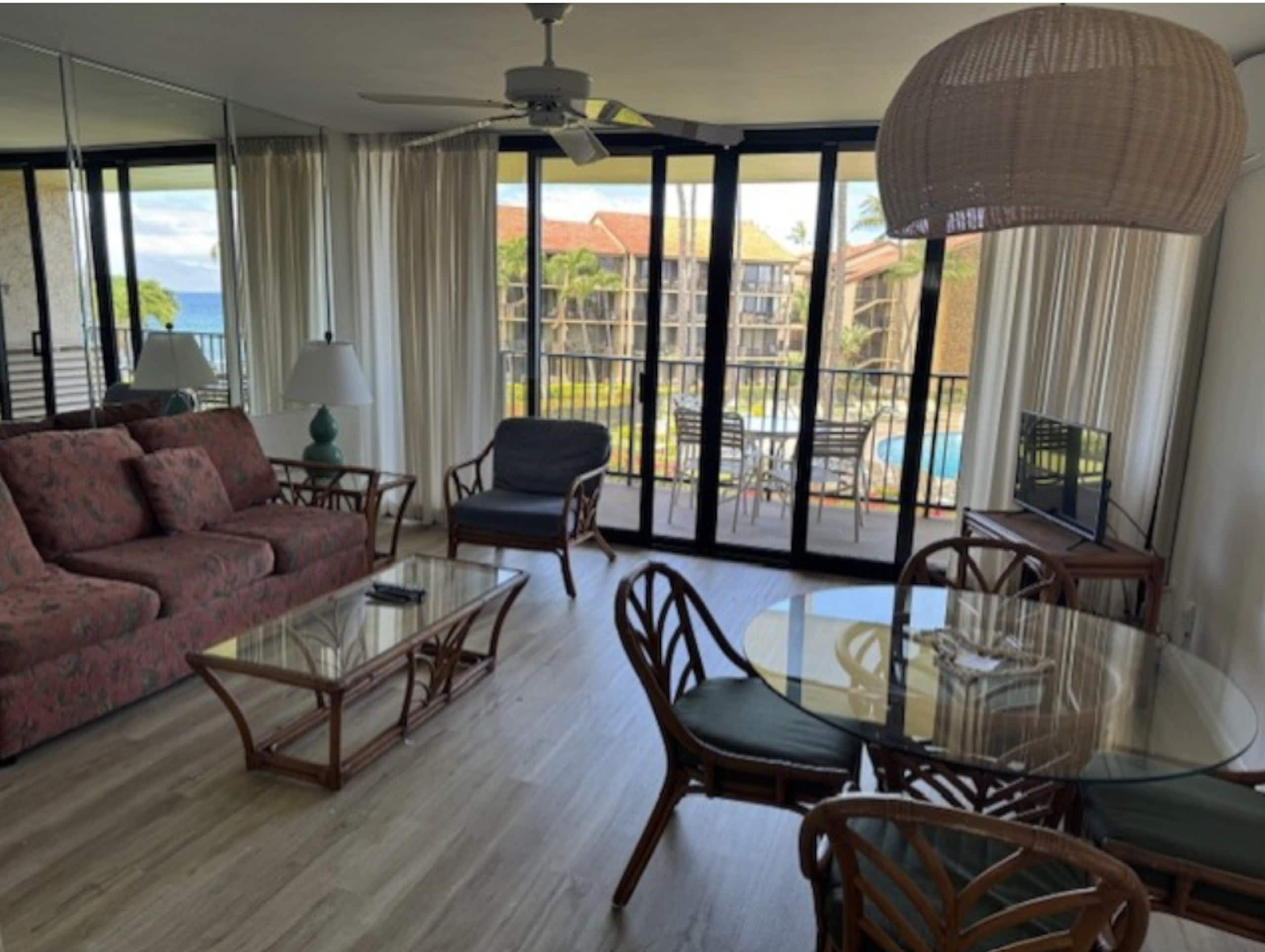Condo in Lahaina · ★4.58 · 1 bedroom · 2 beds · 1 private bath - Image 3