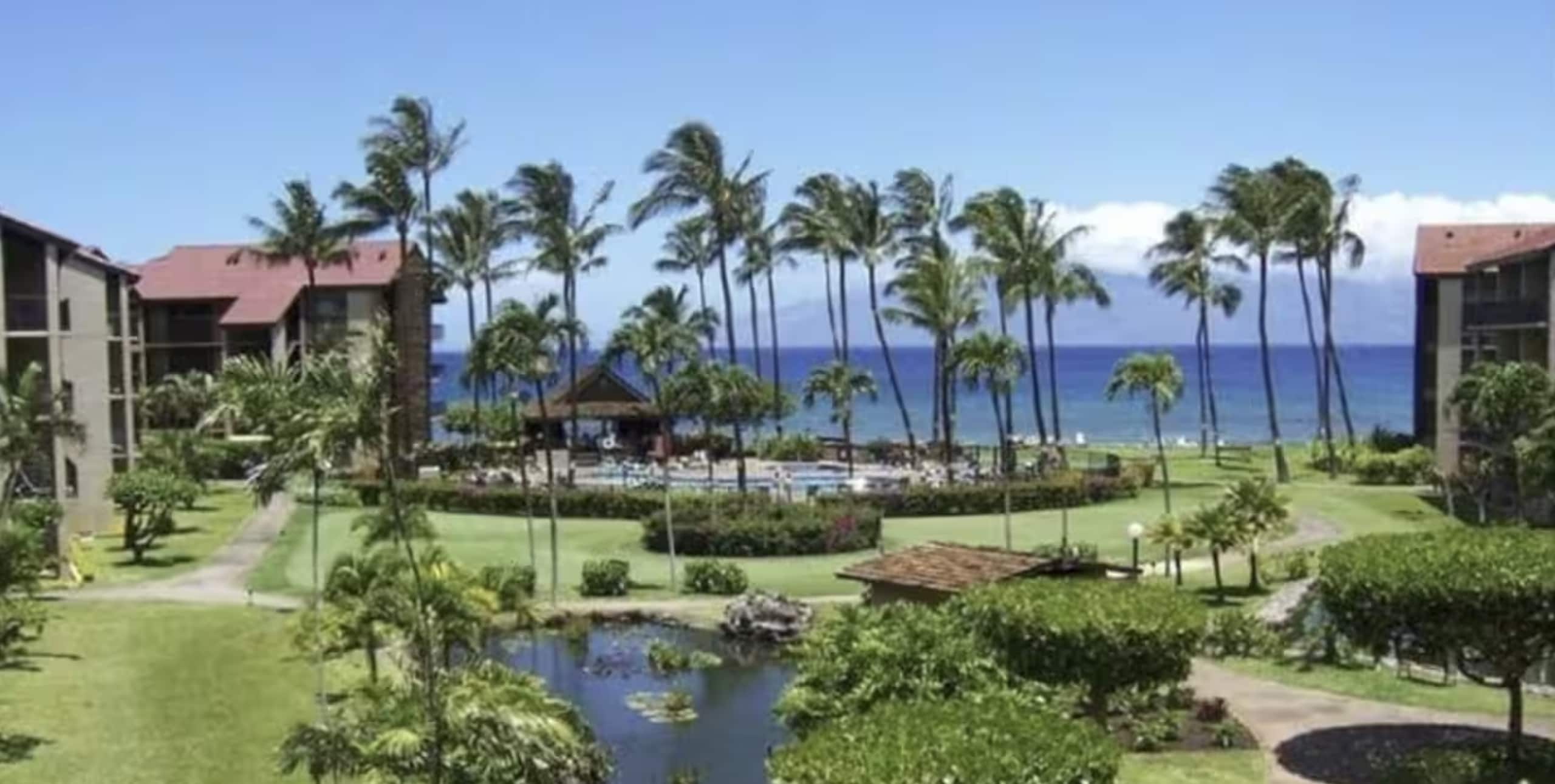Condo in Lahaina · ★4.58 · 1 bedroom · 2 beds · 1 private bath - Image 36