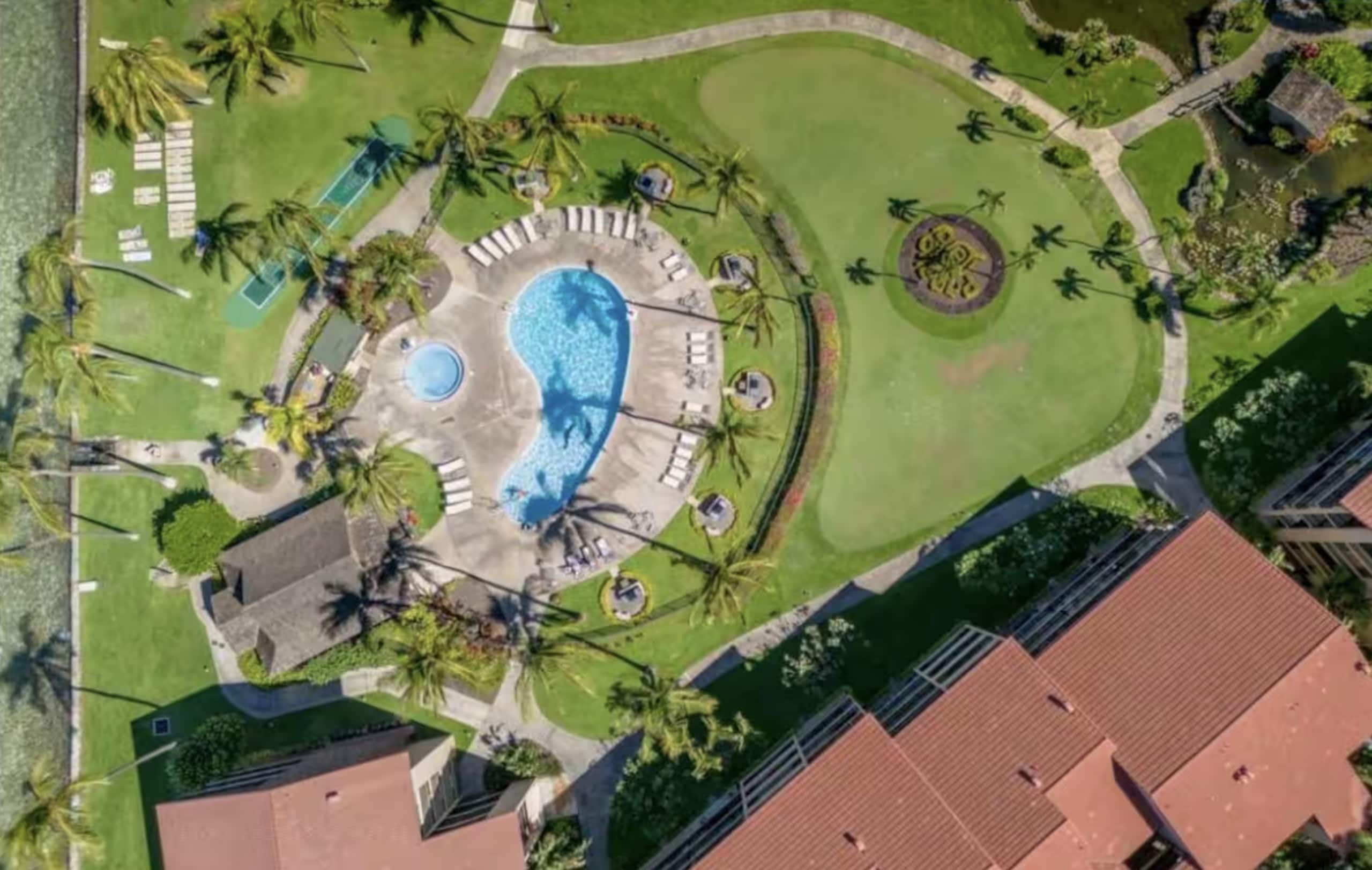 Condo in Lahaina · ★4.58 · 1 bedroom · 2 beds · 1 private bath - Image 38
