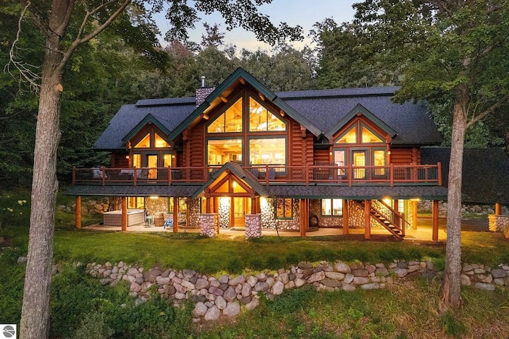 UpNorth Chalet | Hot Tub, Game Room & Sauna