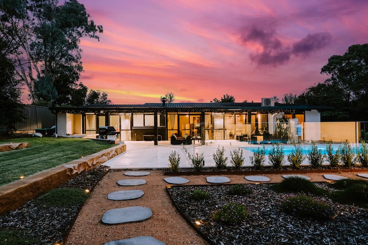 Moonlight at Mudgee—Chic Soirées & Private Cinema