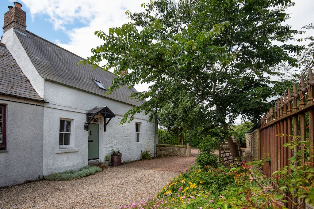 Greenloaning, delightful cottage Scottish Borders Cottages for Rent in Allanton, Scotland