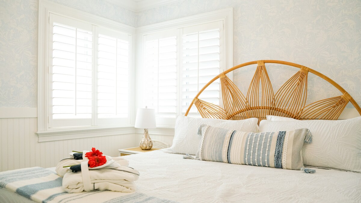 Where guests feel like royalty, without the crown