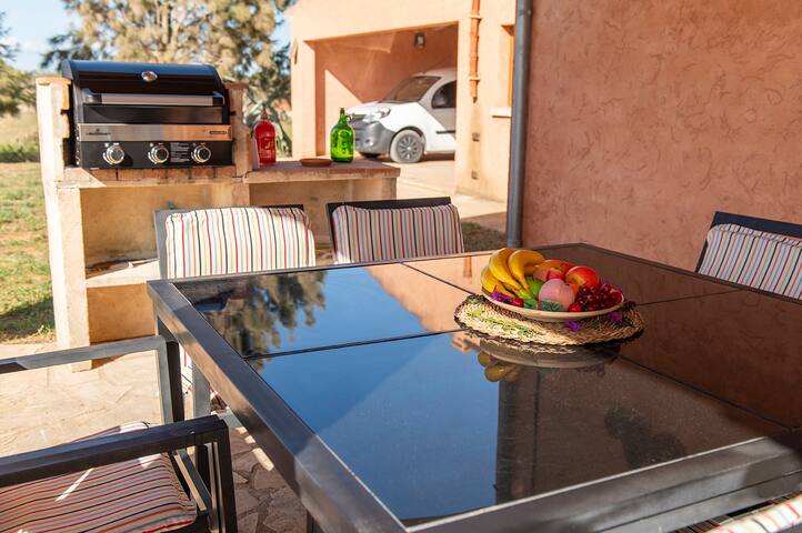 Finca del Corazón mit Poollandschaft, Jacuzzi, BBQ gallery image 3