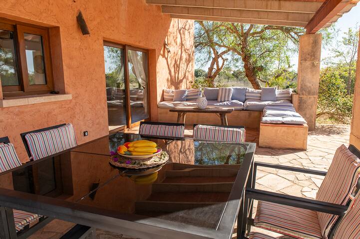 Finca del Corazón mit Poollandschaft, Jacuzzi, BBQ gallery image 2