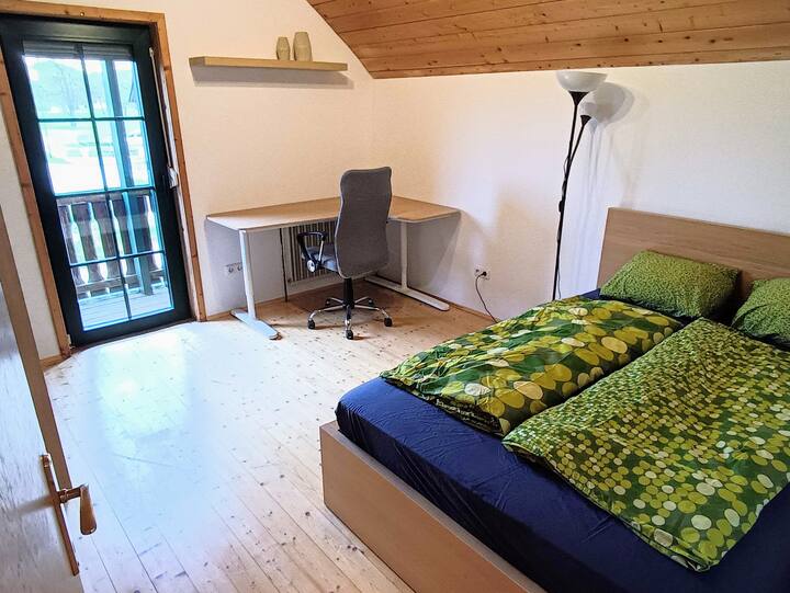 غرفة النوم 1