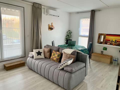 Apartment In Very Quiet Residence