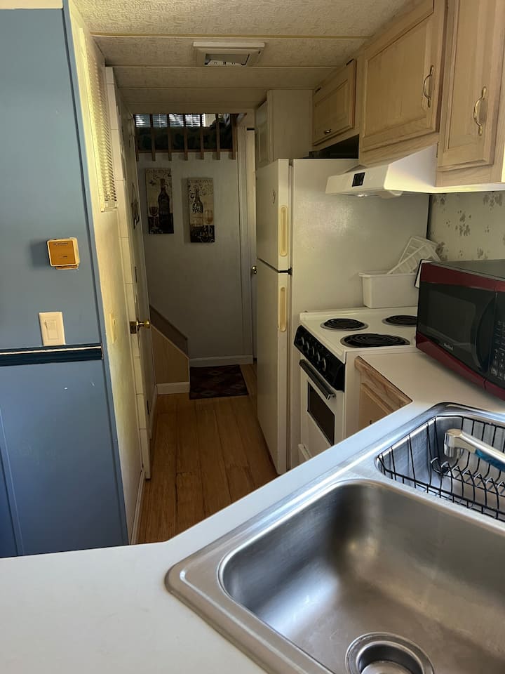 Lake It Easy 5 Beds - Put-in-Bay, OH