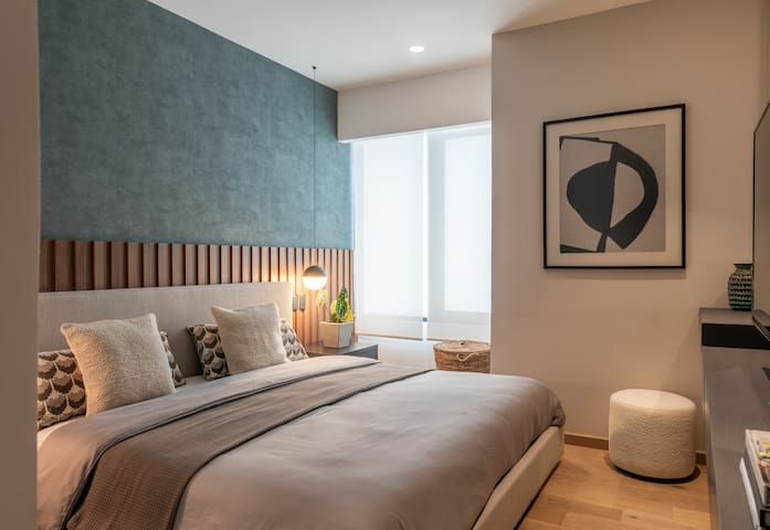 Diseño, confort y altura en piso 19, alberca y gym gallery image 2