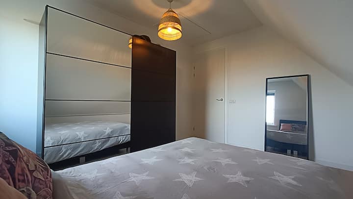 غرفة النوم 2