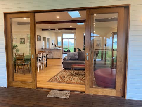 Top Airbnb: The Saddle Road Farmhouse in Byron Shire Council
