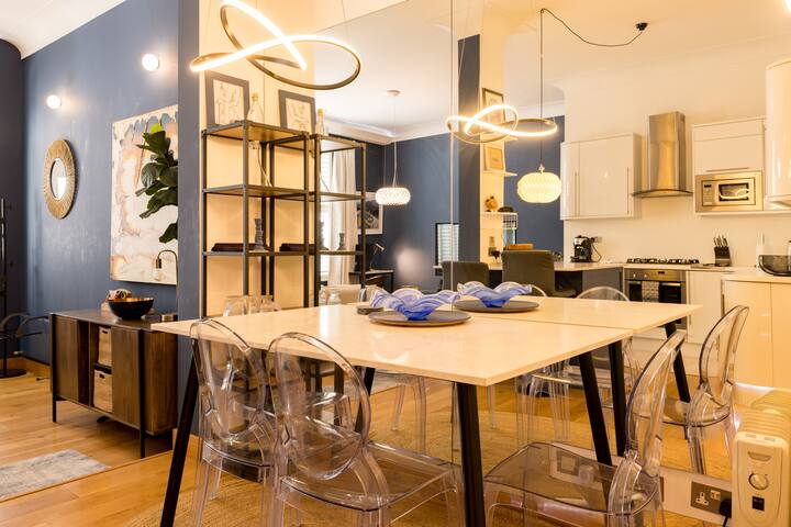 Stunning 2Bed 2Bath by Hyde Park gallery image 4