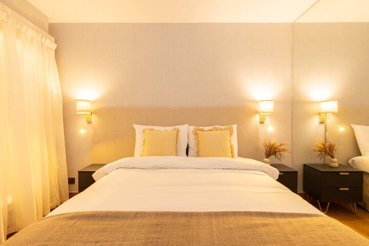 Stunning 2Bed 2Bath by Hyde Park gallery image 5