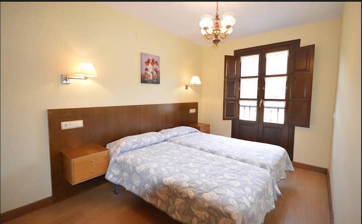 საძინებელი 1