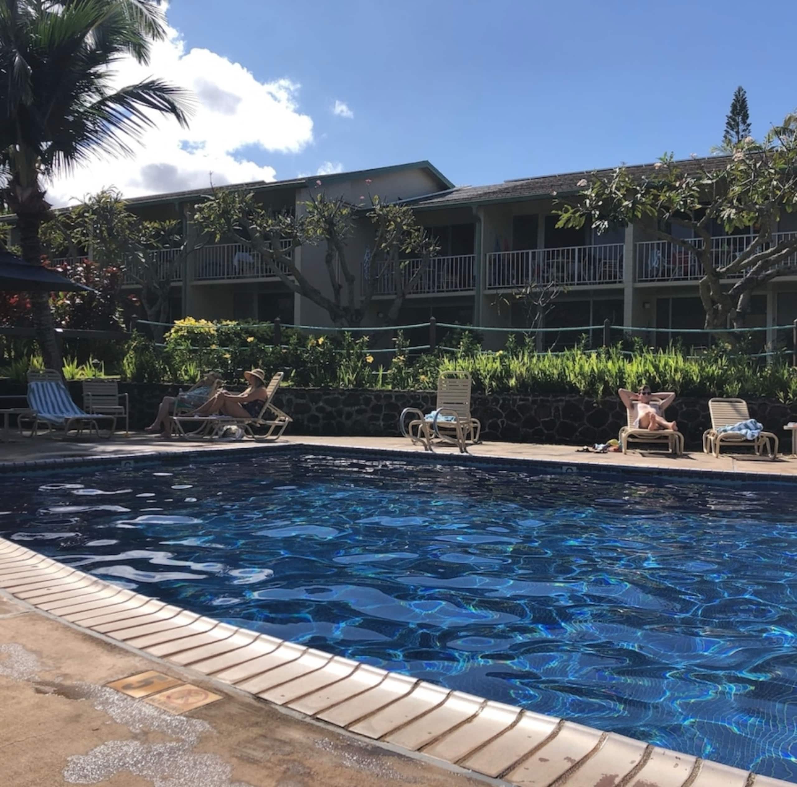 Condo in Lahaina · ★5.0 · 1 bedroom · 3 beds · 1 bath - Image 10