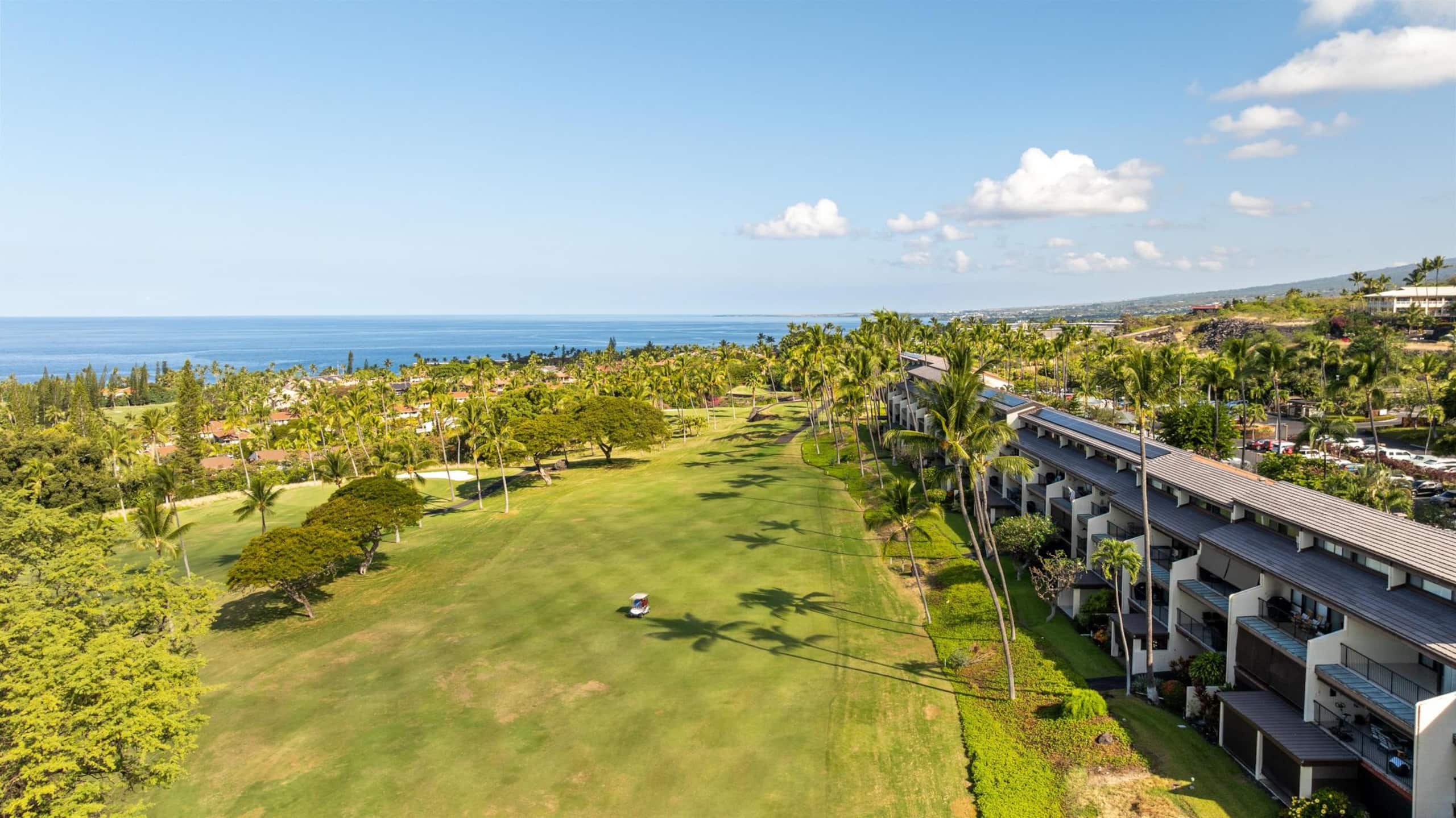 Condo in Kailua-Kona · ★5.0 · 3 bedrooms · 4 beds · 2 private baths - Image 54
