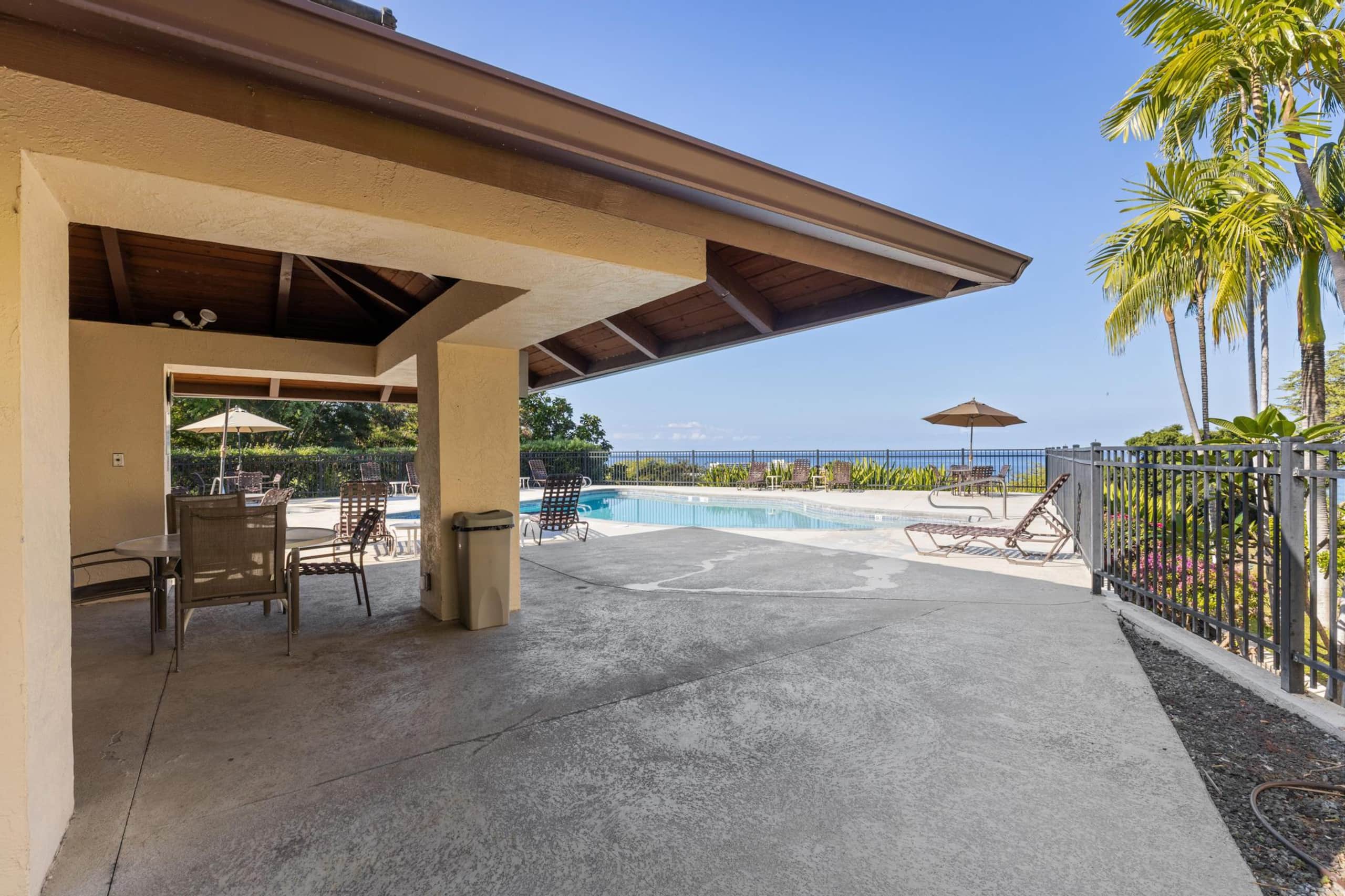 Condo in Kailua-Kona · ★5.0 · 3 bedrooms · 4 beds · 2 private baths - Image 72