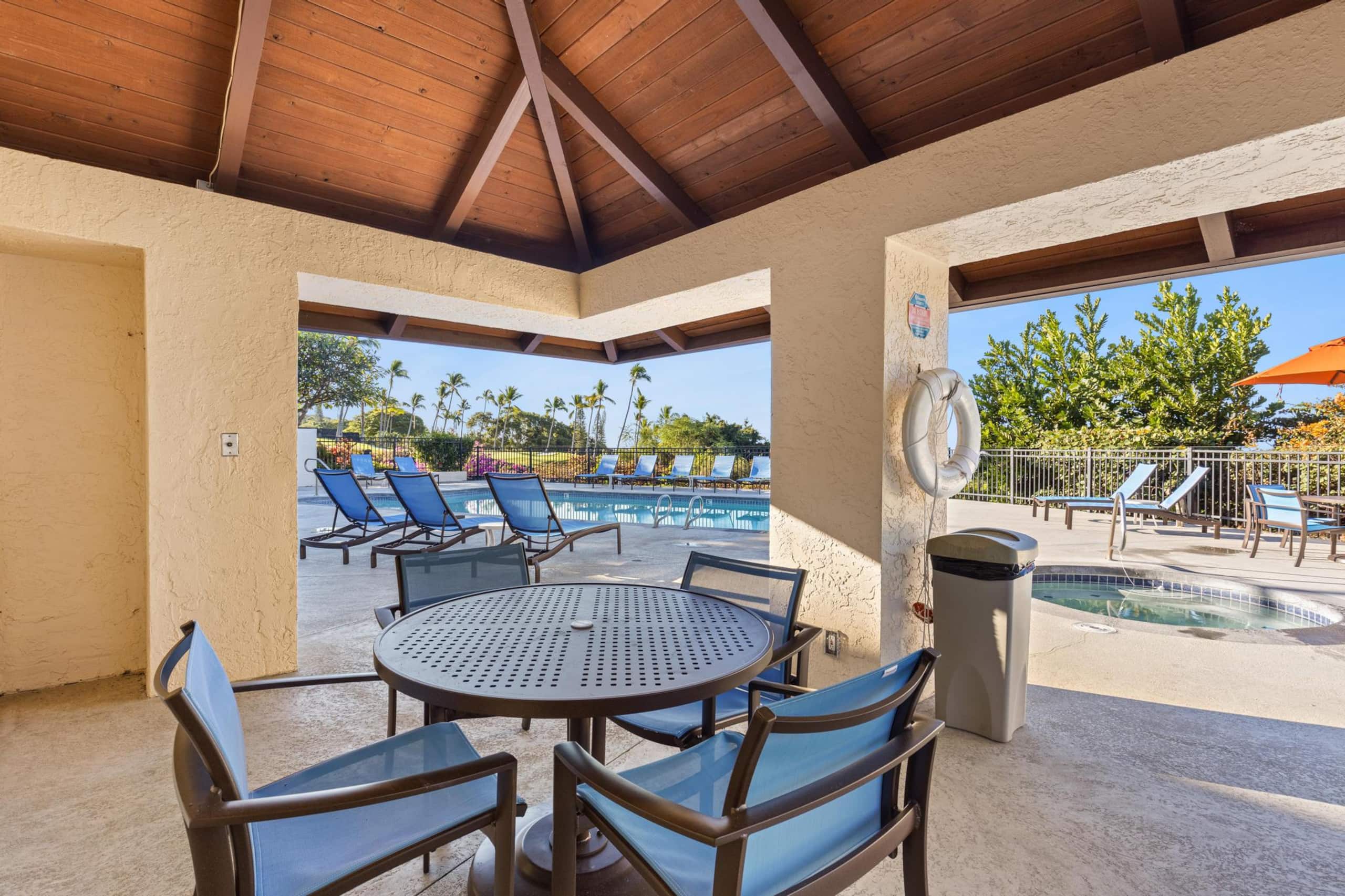 Condo in Kailua-Kona · ★5.0 · 3 bedrooms · 4 beds · 2 private baths - Image 80