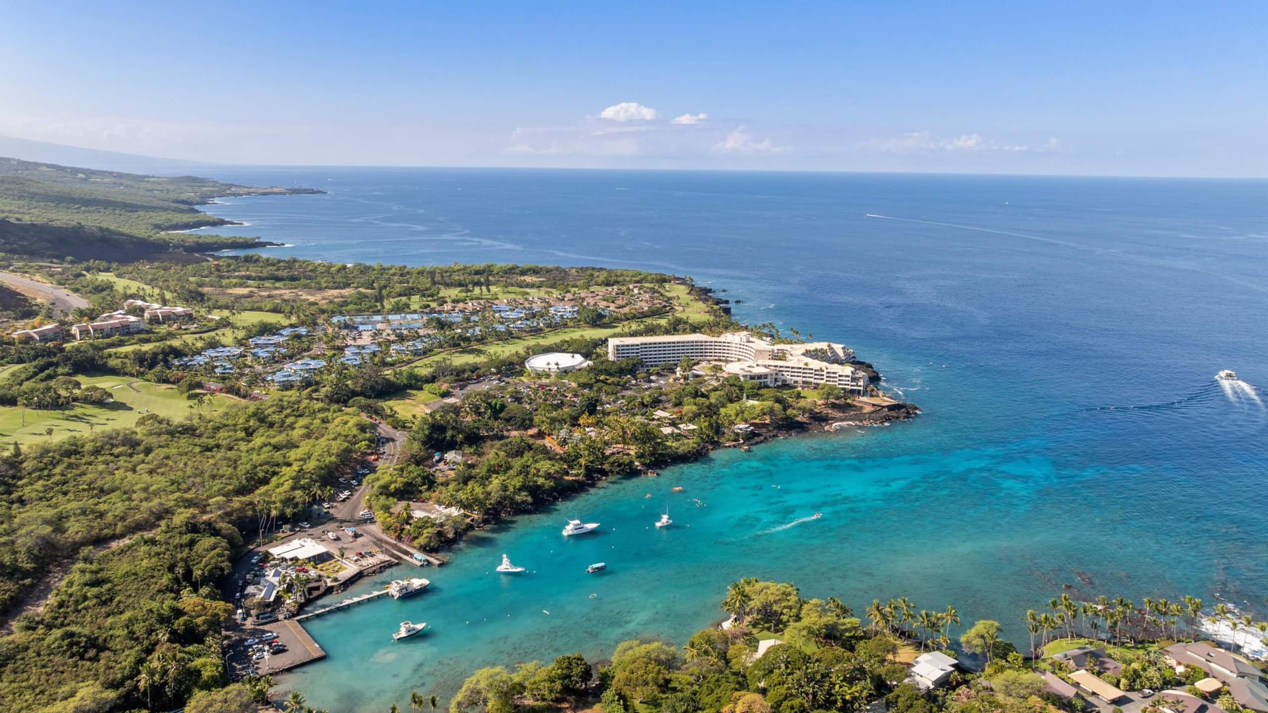 Condo in Kailua-Kona · ★5.0 · 3 bedrooms · 4 beds · 2 private baths - Image 63