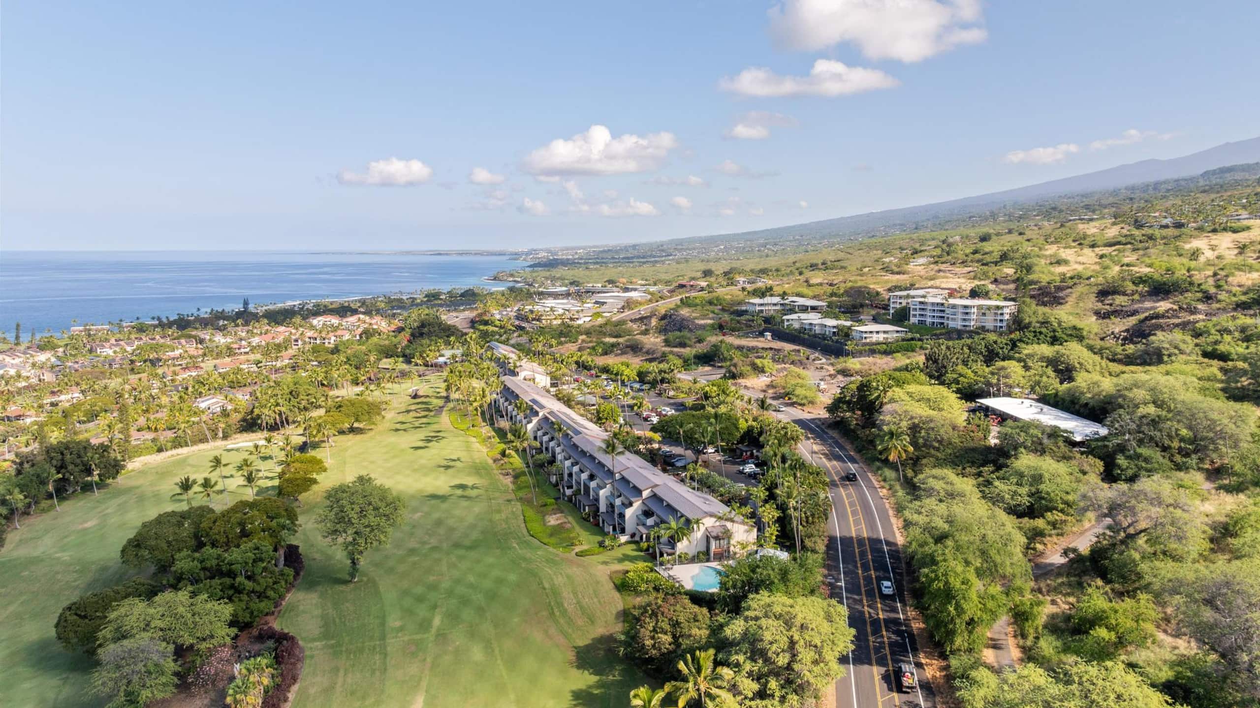 Condo in Kailua-Kona · ★5.0 · 3 bedrooms · 4 beds · 2 private baths - Image 57