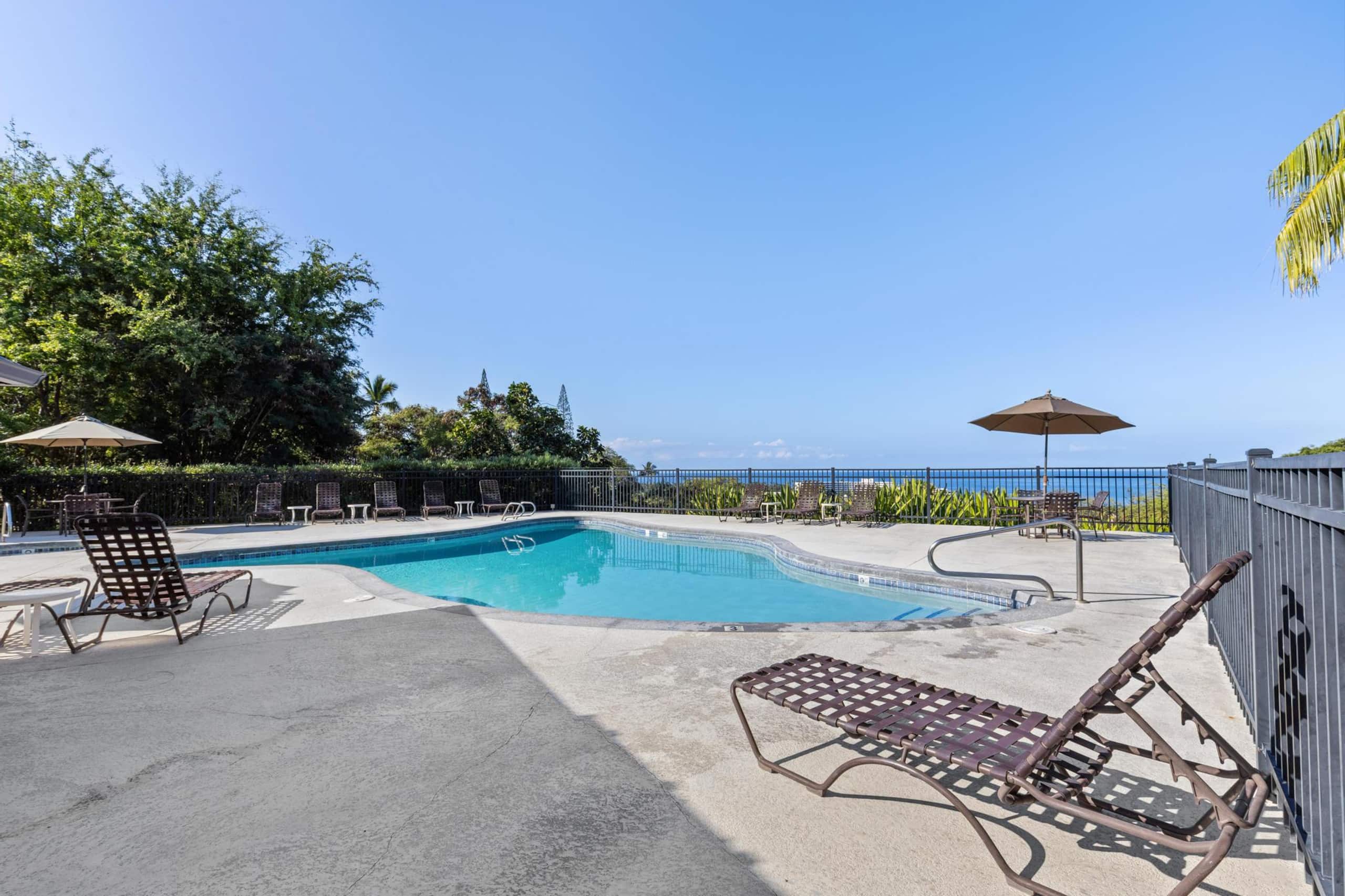 Condo in Kailua-Kona · ★5.0 · 3 bedrooms · 4 beds · 2 private baths - Image 75