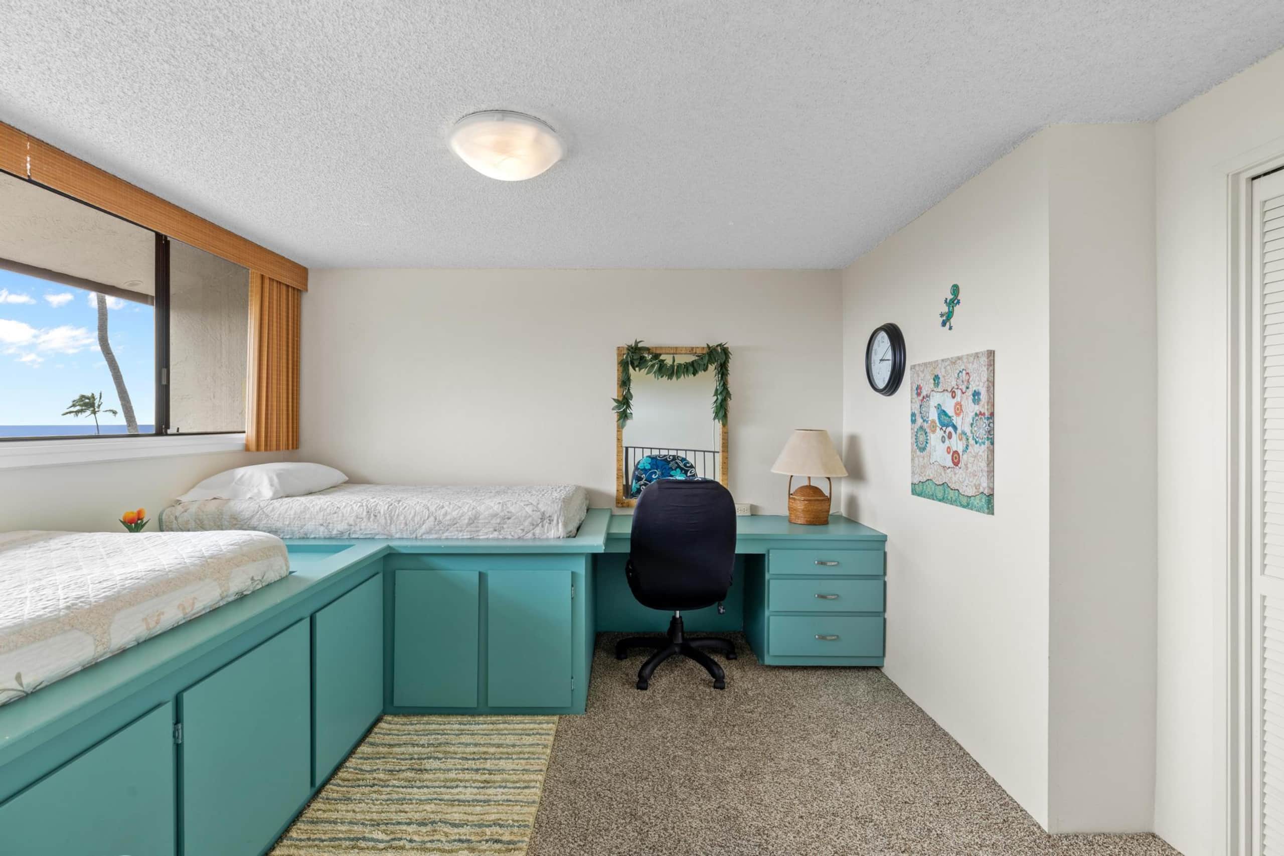 Condo in Kailua-Kona · ★5.0 · 3 bedrooms · 4 beds · 2 private baths - Image 21