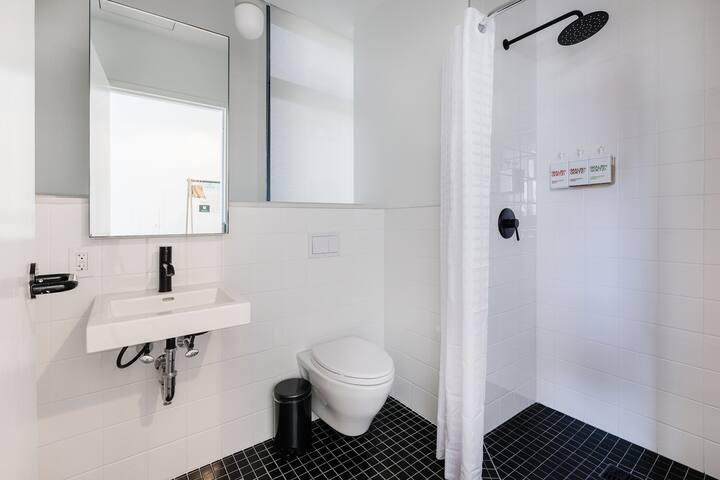 3 Bedroom Apartment Sky | Placemakr Wall Street gallery image 2