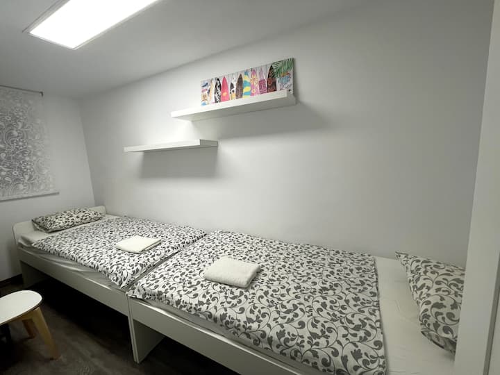 ಬೆಡ್‌ರೂಮ್ 1